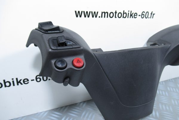 Couvre guidon arriere Piaggio X9 125