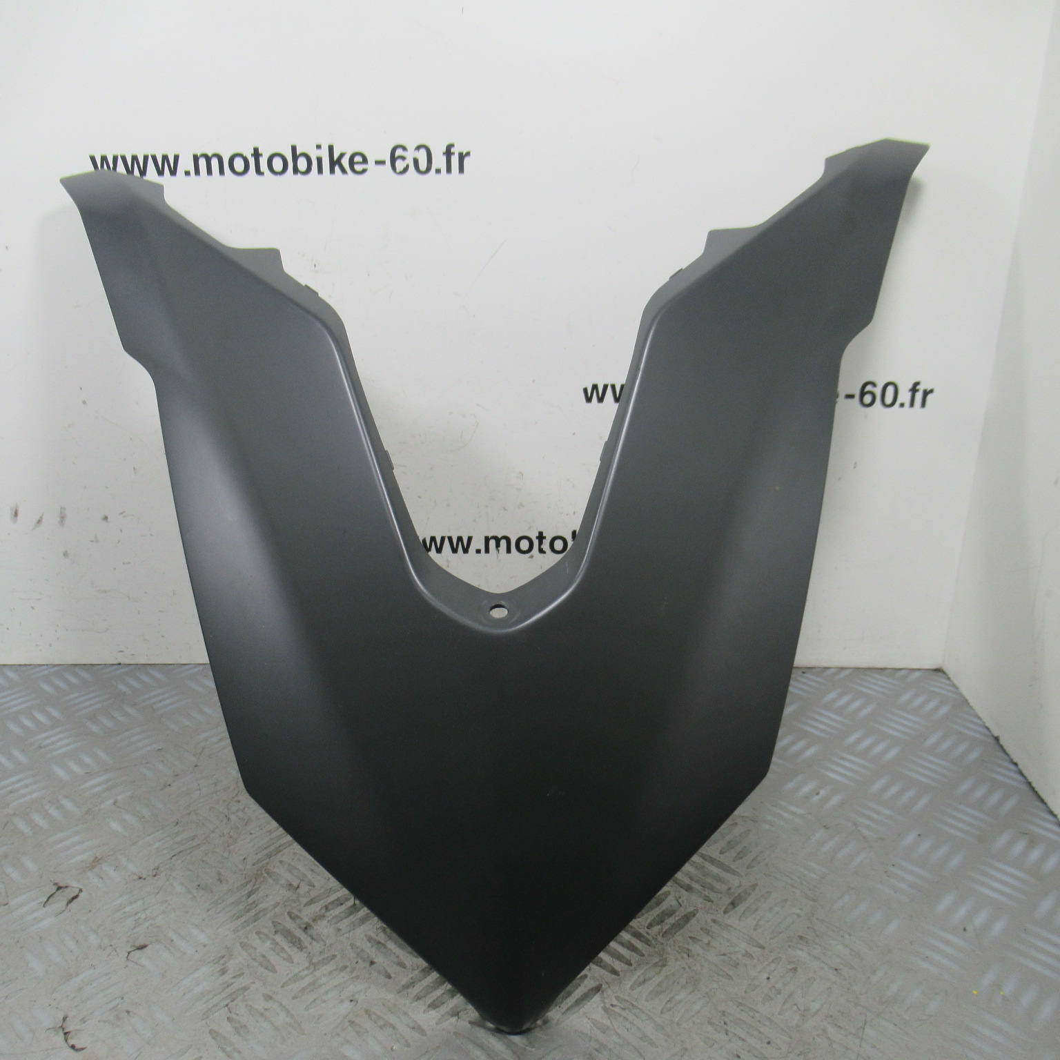 Face avant en V Yamaha TMAX 560 4t (gris) (BC3-22865-01)