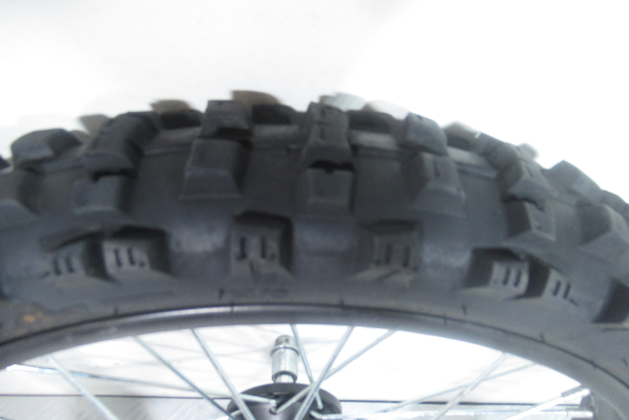 Roue avant Dirt Bike MX Drift 140 4t (70/100-17) (1.6×17)