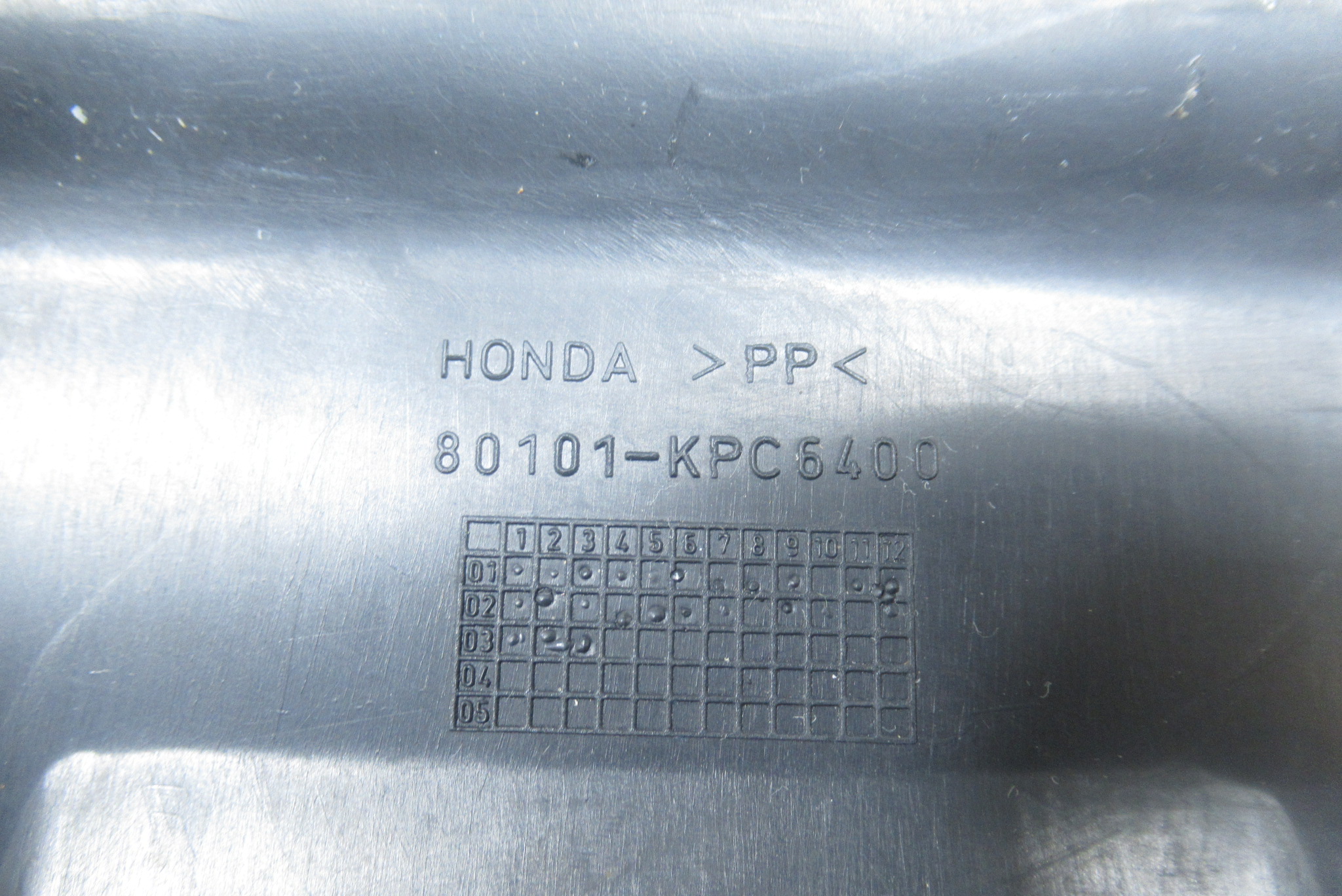 Pare boue arriere Honda Varadero 125 4t Ph1 (80101-KPC-6400)