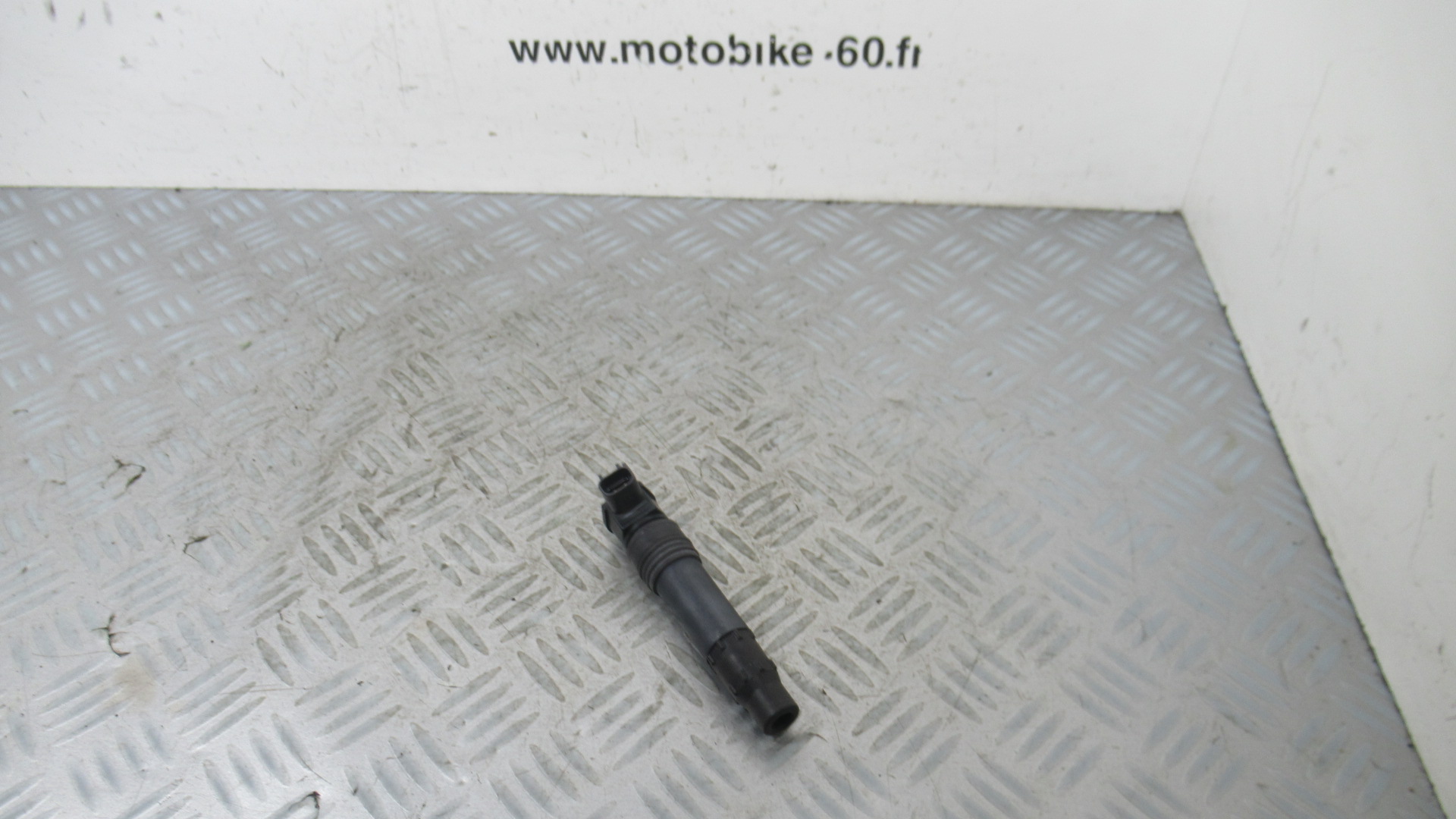 Bobine crayon Kawasaki Z 1000 4t Ph3 (129700-4580 J0450) (denso)