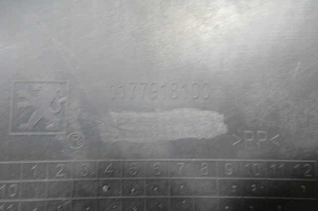 Bas caisse sabot  Peugeot Kisbee 50 2t/4t Ph1 (1177918100)