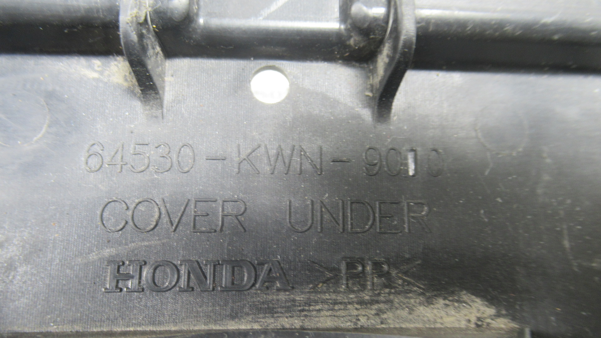 Bas caisse sabot Honda PCX 125 4t Ph1 (64530-KWN-9010)